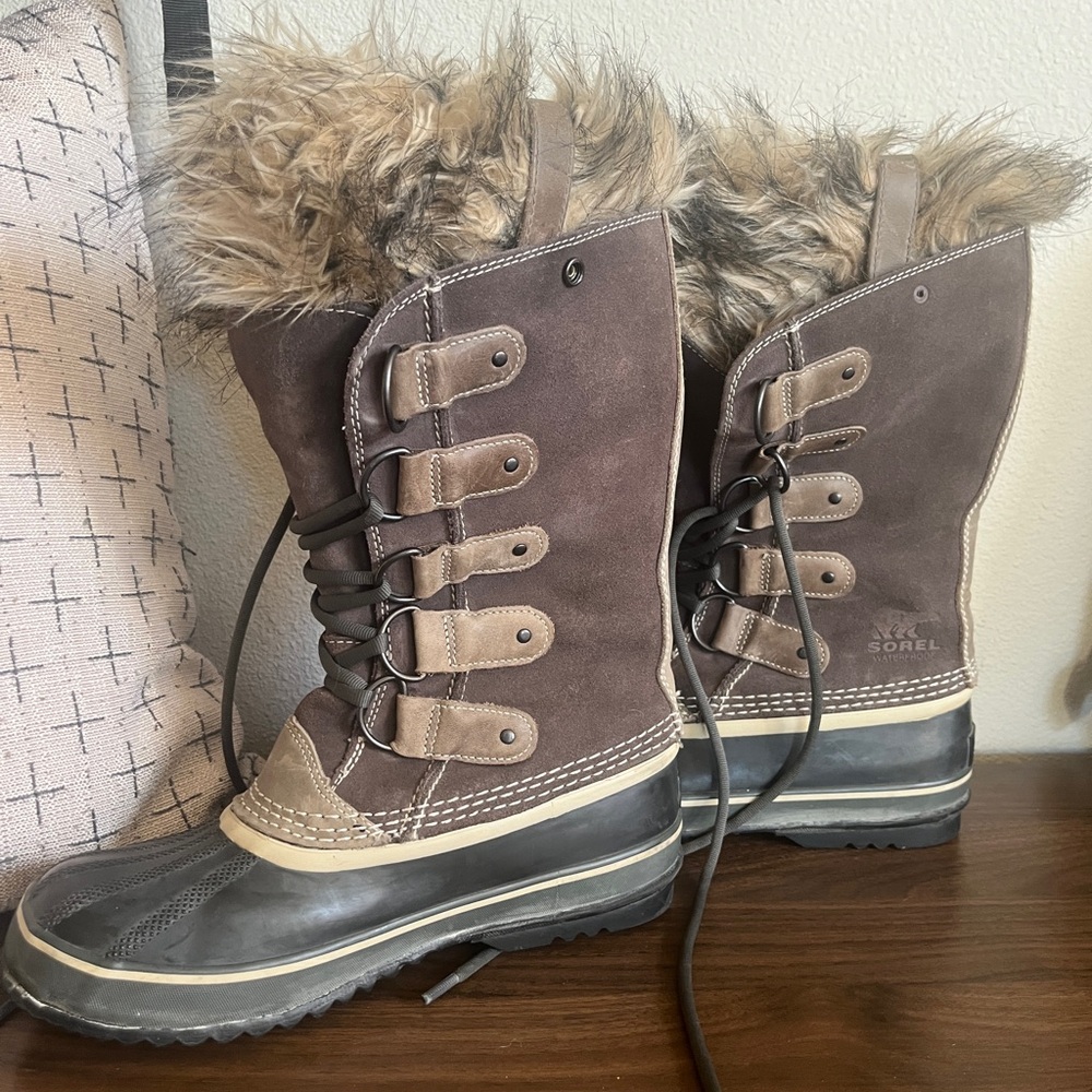 Sorel Joan of Arc Women’s Winter Boots